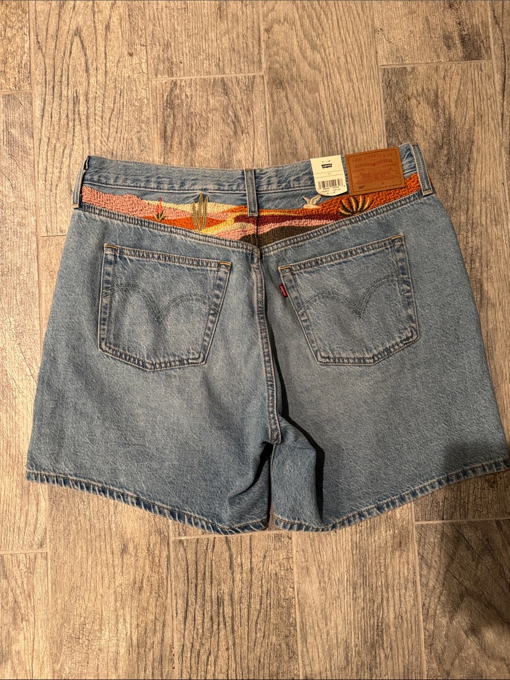 Levi's Light Blue Denim Men's Shorts with Colorful Embroidered Pocket Accents - Picture 5 of 6